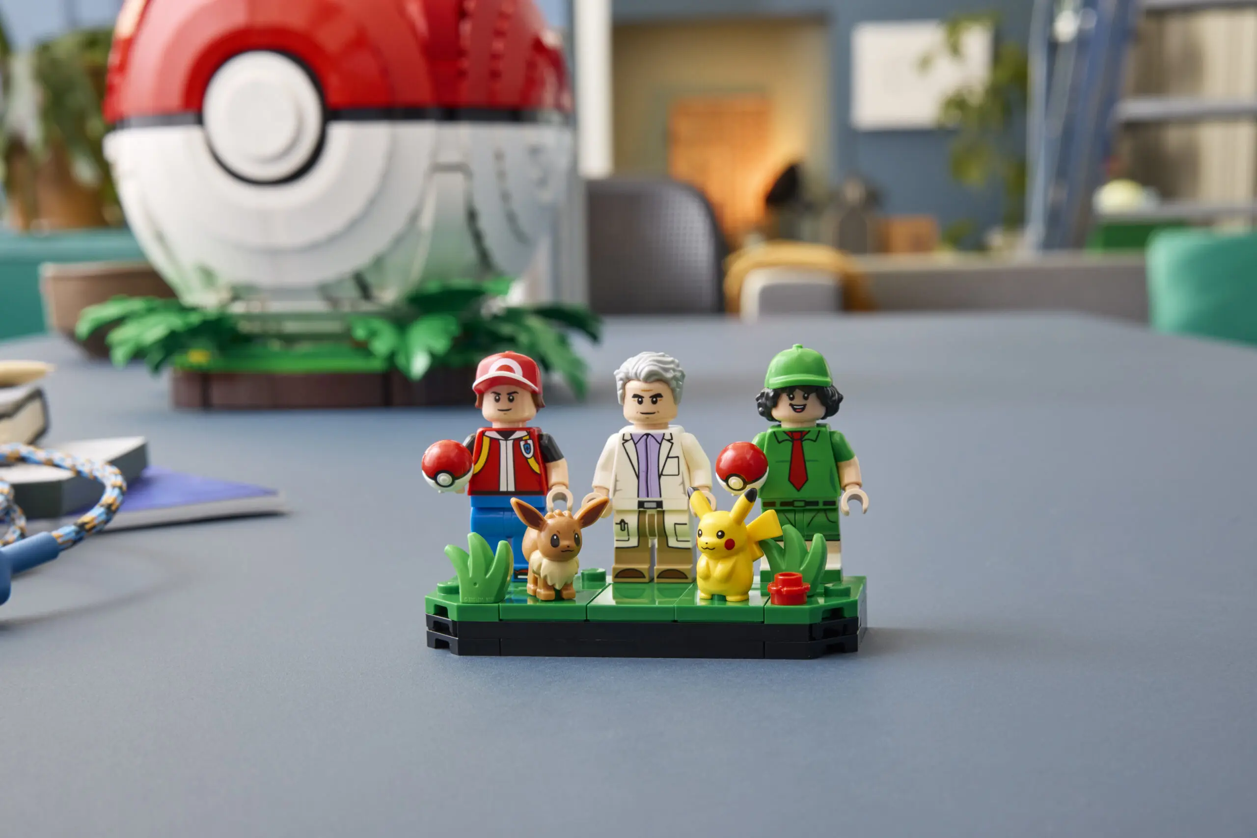 LEGO® Pokemon™ Iconic Moments Poke Ball 2