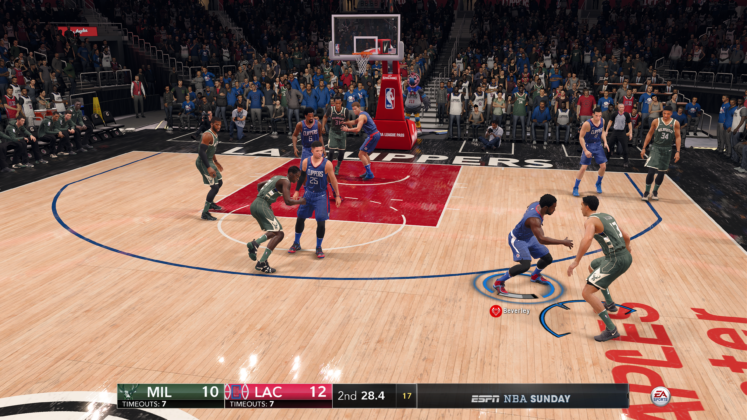 NBALive18 13