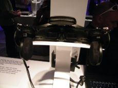 Sony HMZ T1 2